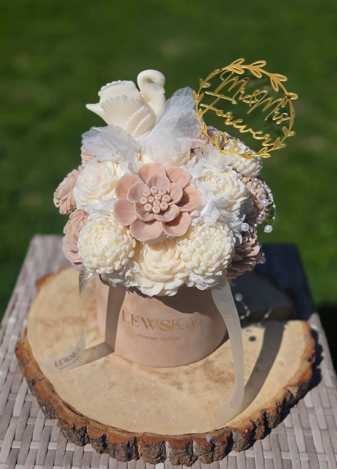 Flowerbox  sojowy  Ślubny  L beżowy