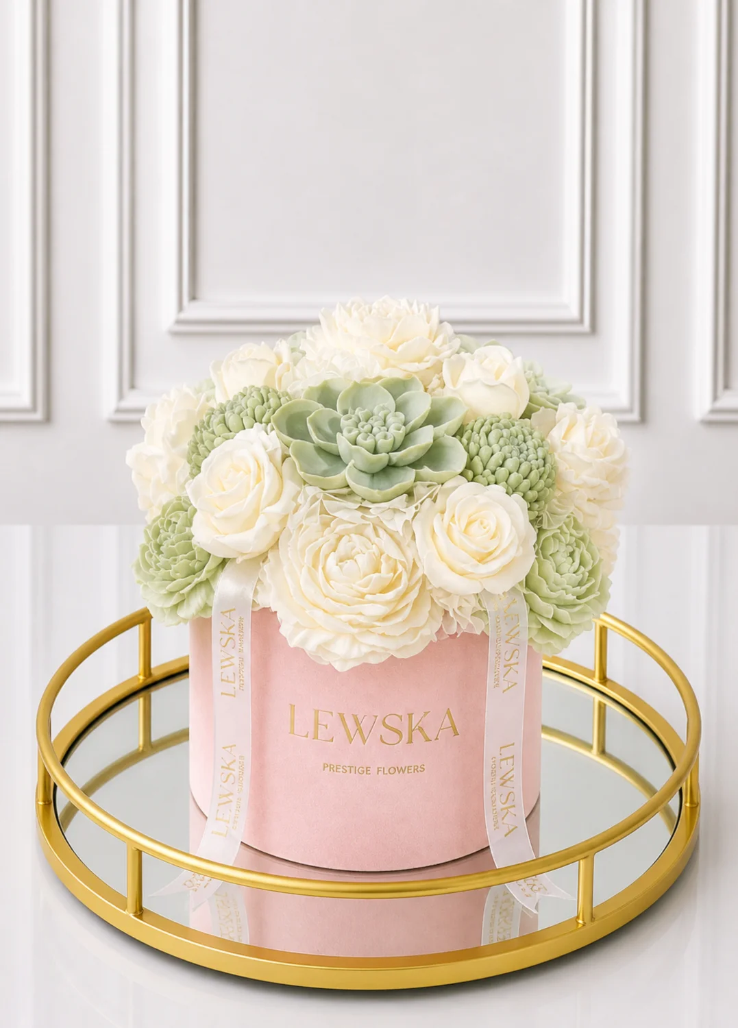 Flowerbox L-mix kwiatów biel- matcha. Kolor pudełka do wyboru