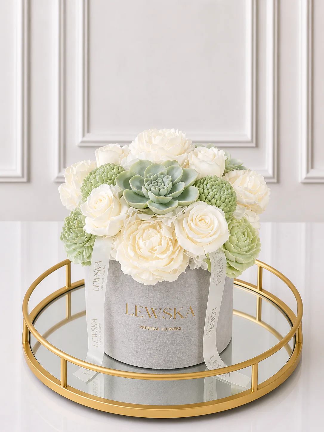 Flowerbox L-mix kwiatów biel- matcha. Kolor pudełka do wyboru