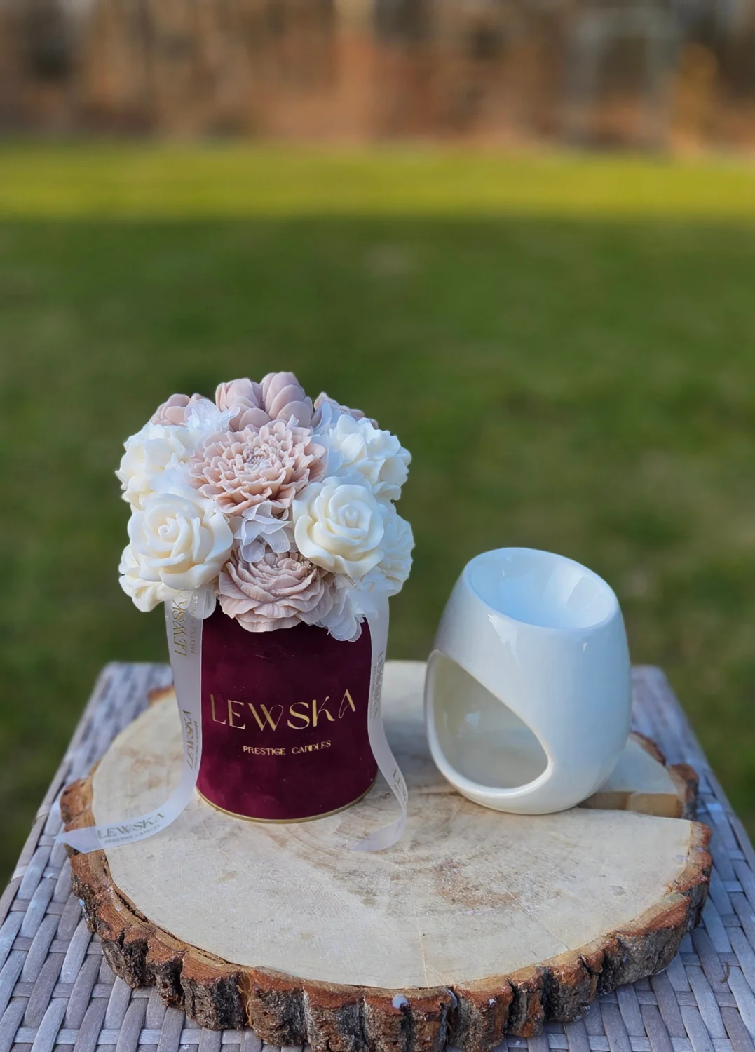 Flowerbox sojowy M bordo Elegancka Kobieta